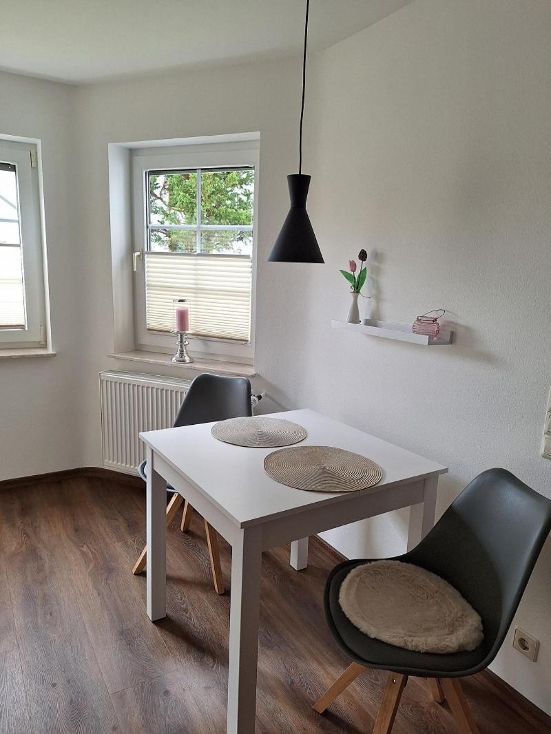 Hexamer Apartment *